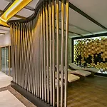Hotel B Business &