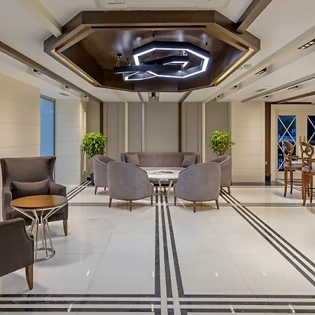 B Business & Hotel 5*