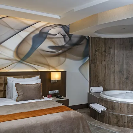 Hotel B Business & 5*