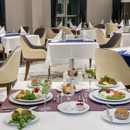 Hotel B Business & Antalya