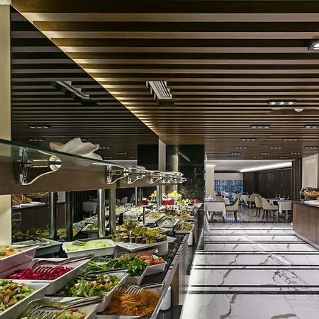 B Business & Antália