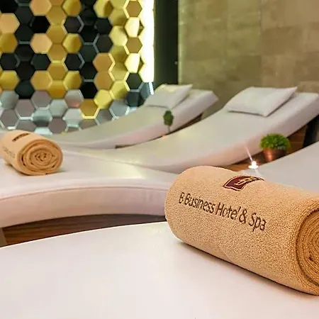 B Business & Hotel 5*