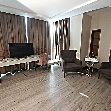 B Business & アンタルヤ