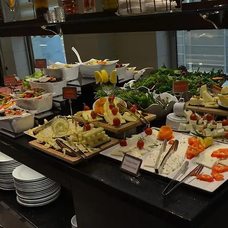 B Business & Hotel Antália