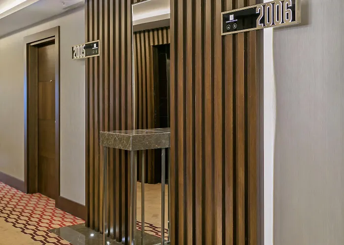 Hotel B Business & Antalya