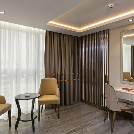 B Business & Hotel Antalya