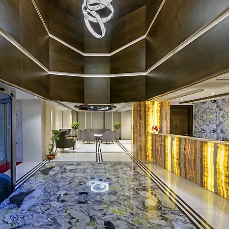 B Business & Hotel Antalya