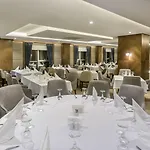 Hotel B Business &